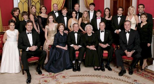 1280px-George_W._Bush_and_family